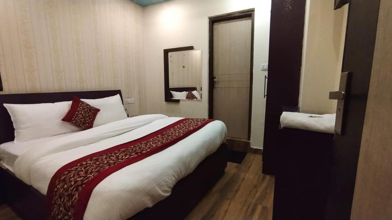 Magic Stays - Shimla Royale - Free Pickup From Railway Station Shimla Esterno foto