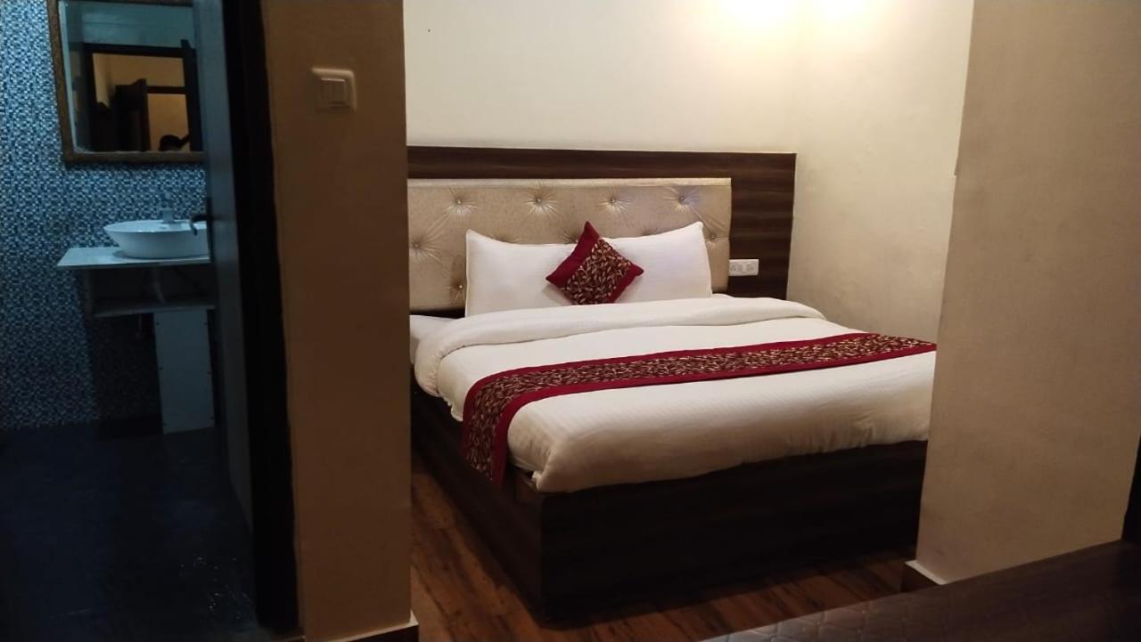Magic Stays - Shimla Royale - Free Pickup From Railway Station Shimla Esterno foto